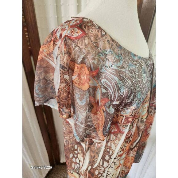 F86 One World 'live and let live' orange and brown with sparkly silver stud deco - Picture 7 of 11